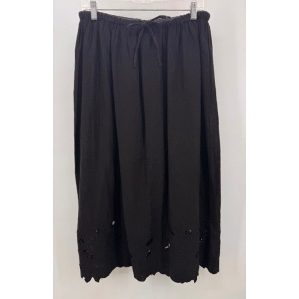 Universal Thread Black Eyelet Hem Linen Floral Skirt MED Boho Cottage Peasant
